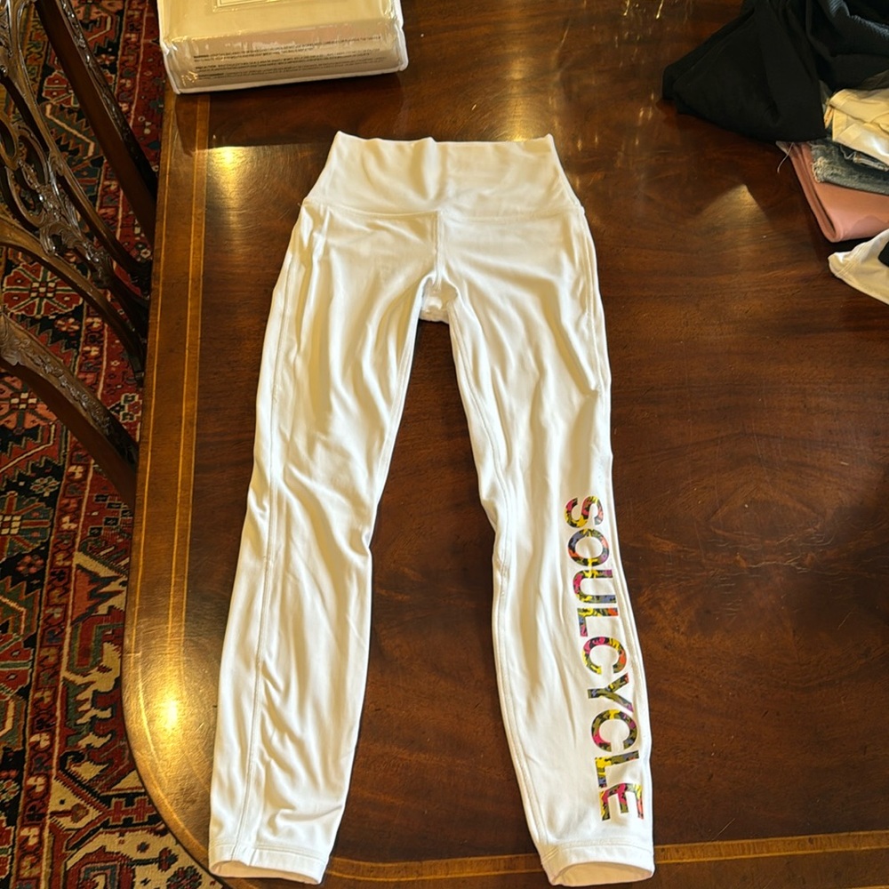 Lululemon white leggings X soulcycle limited edition